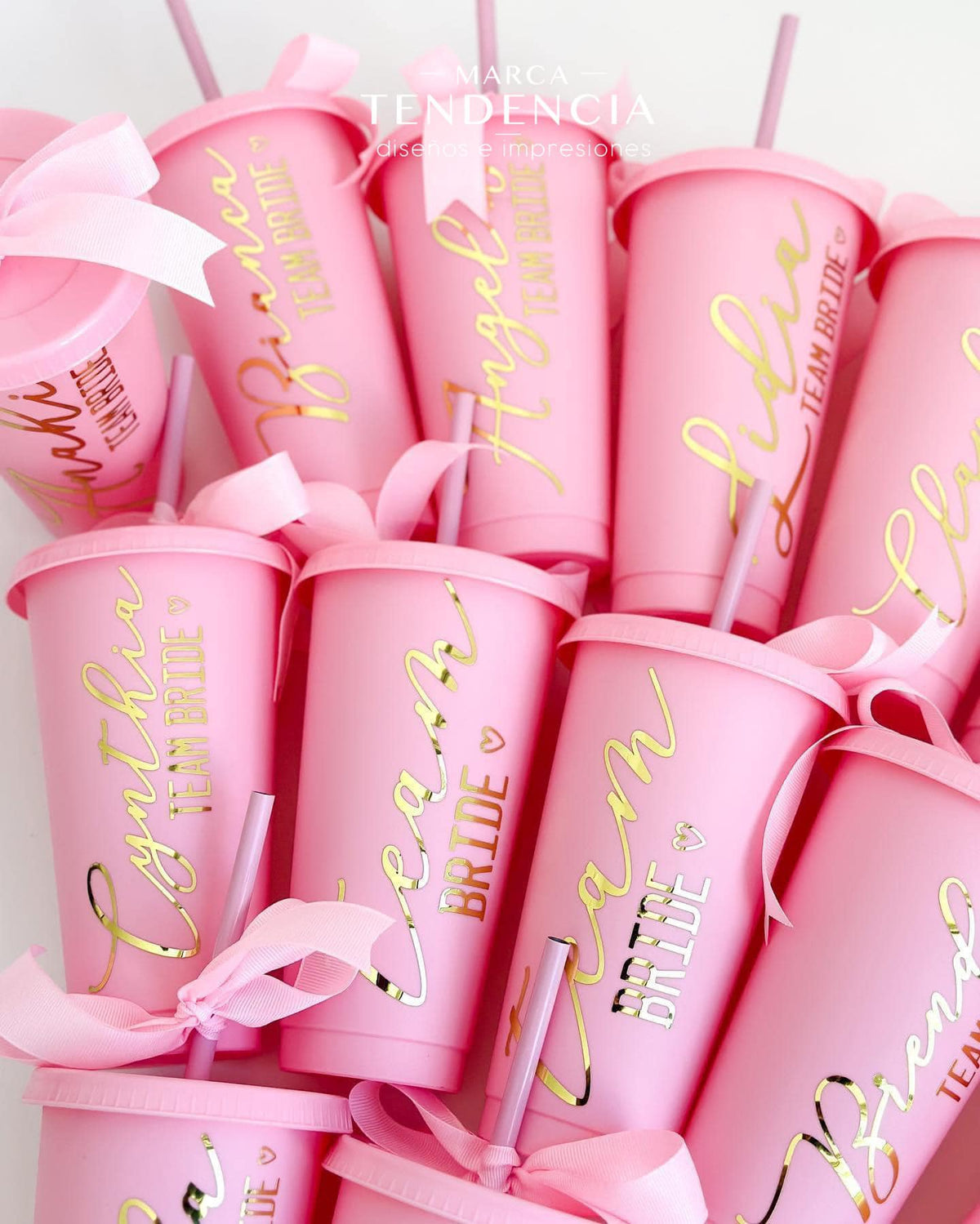 Vasos Rosas Para Damas de Honor y de Novia Con detalles color Oro