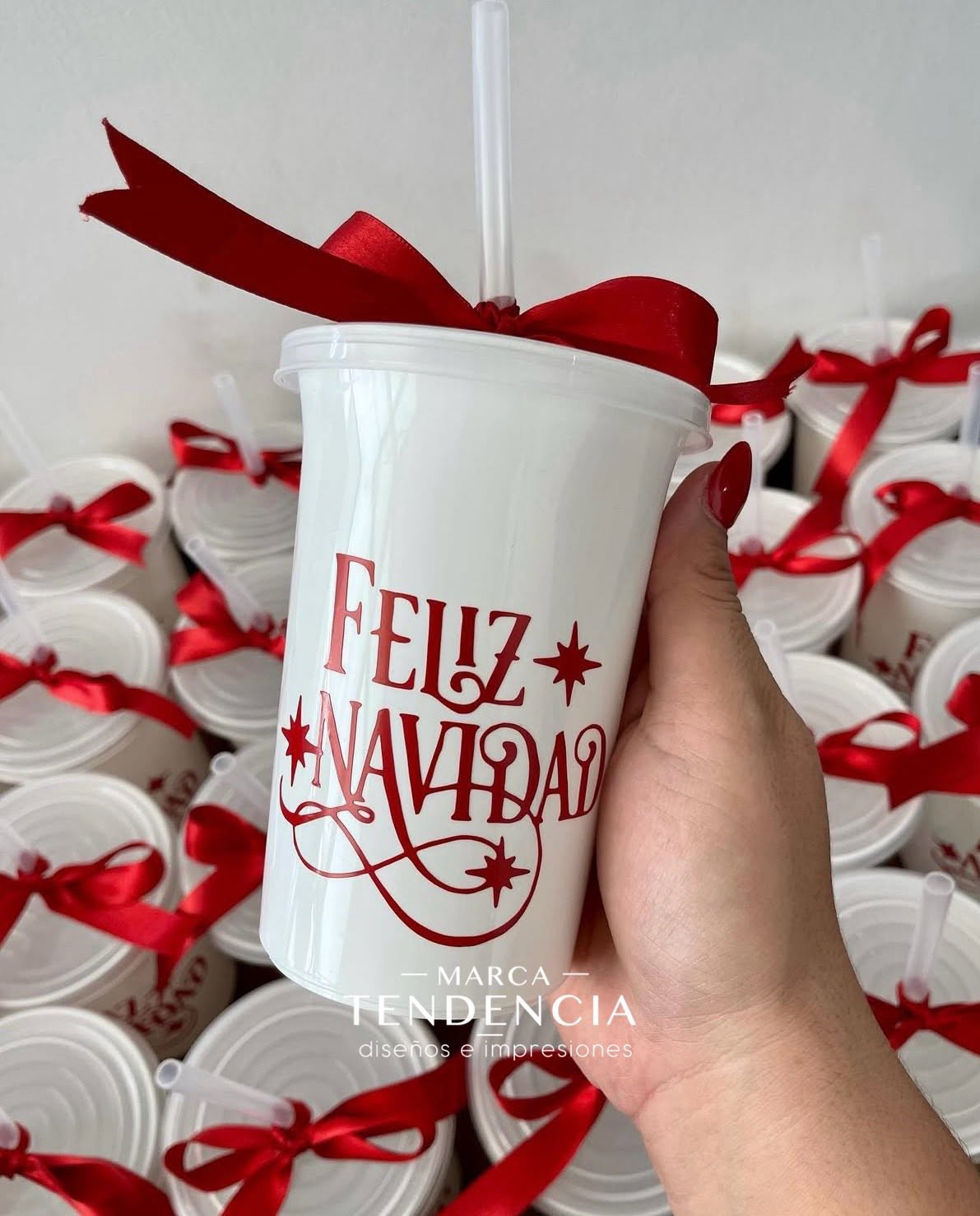 10 Vasos Navideños Personalizados Blancos con Nombre
